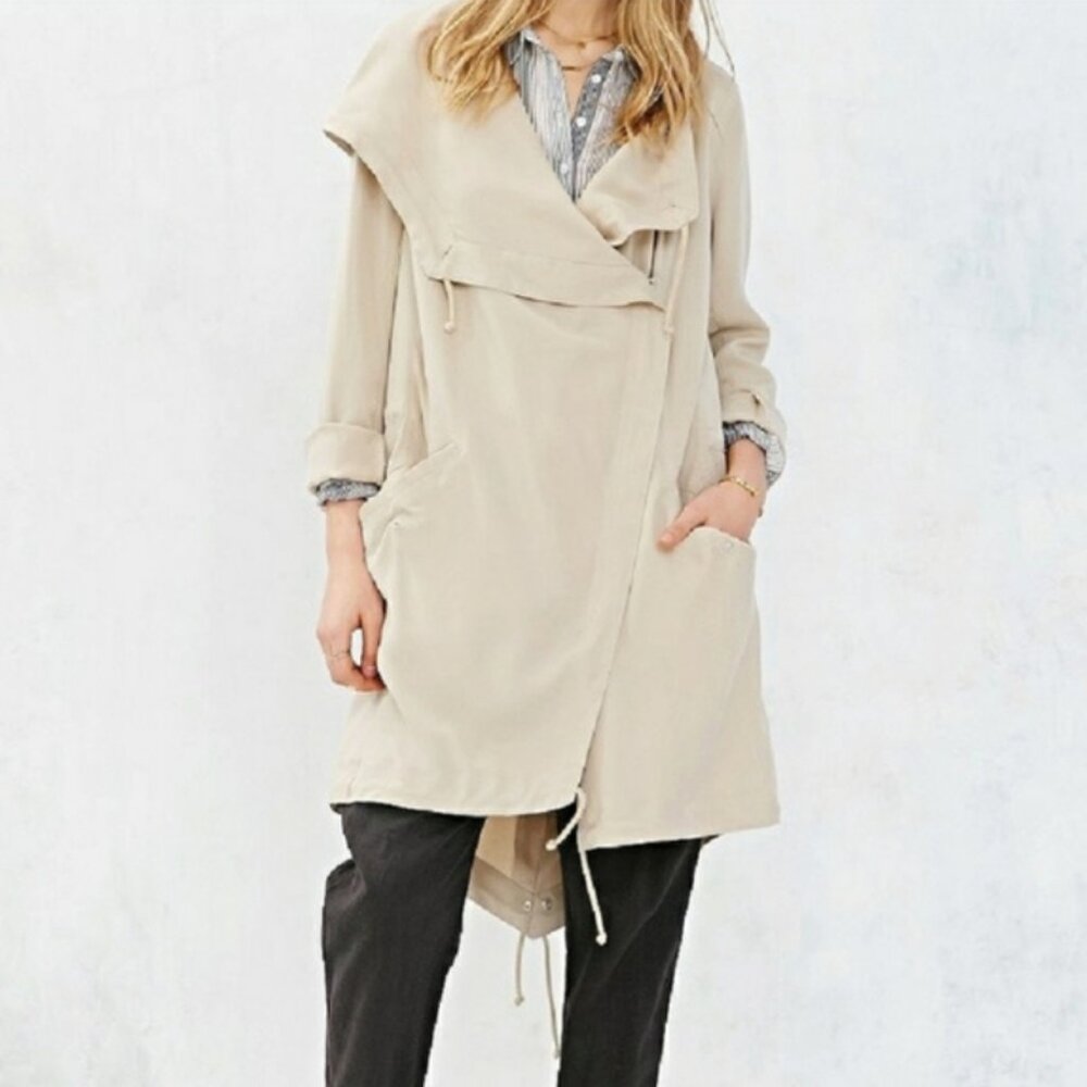 Urban Outfitters Silence + Noise Waylin Asymmetrical Parka - Picture 4 of 15